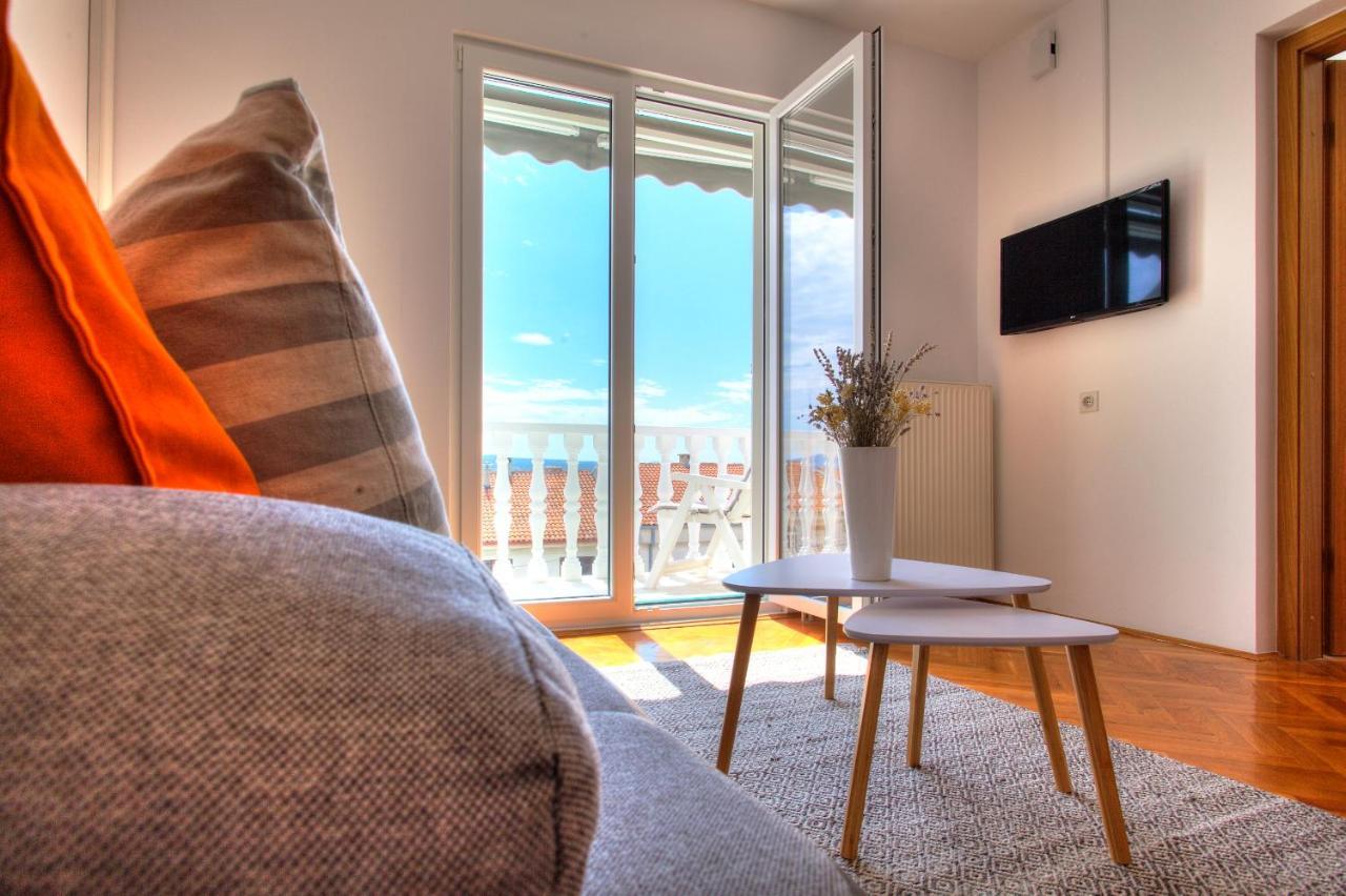 Anmarie Apartments Crikvenica Eksteriør bilde